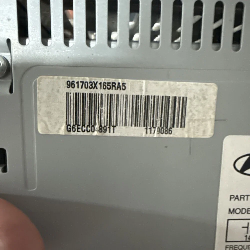 13 Hyundai Elantra AM FM XM CD radio receiver OEM 96170-3X165RA5‎ Working - Picture 4 of 10
